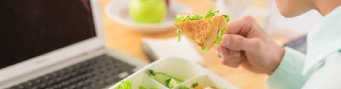 Обяд в офиса: идеи и рецепти за здравословен обяд